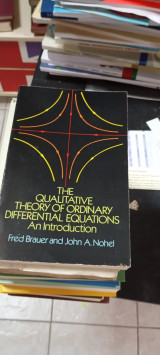 The qualitative theory of ordinary differential equations - an introduction