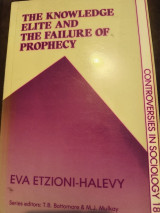 The knowledge Elite and the Failure of Prophecy