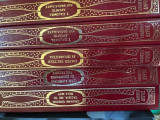 Best seller σύγχρονη λογοτεχνία 5 τόμοι 1. αρχηγοί και βασιλιάδες 2. Η προφητεία 3. οι δολοφόνοι της τάξεως 4. Ταξίδια με την θεία μου