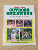 Step-by-step Outdoor Brickwork