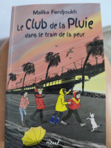 Le club de la pluie dans le train de la peur